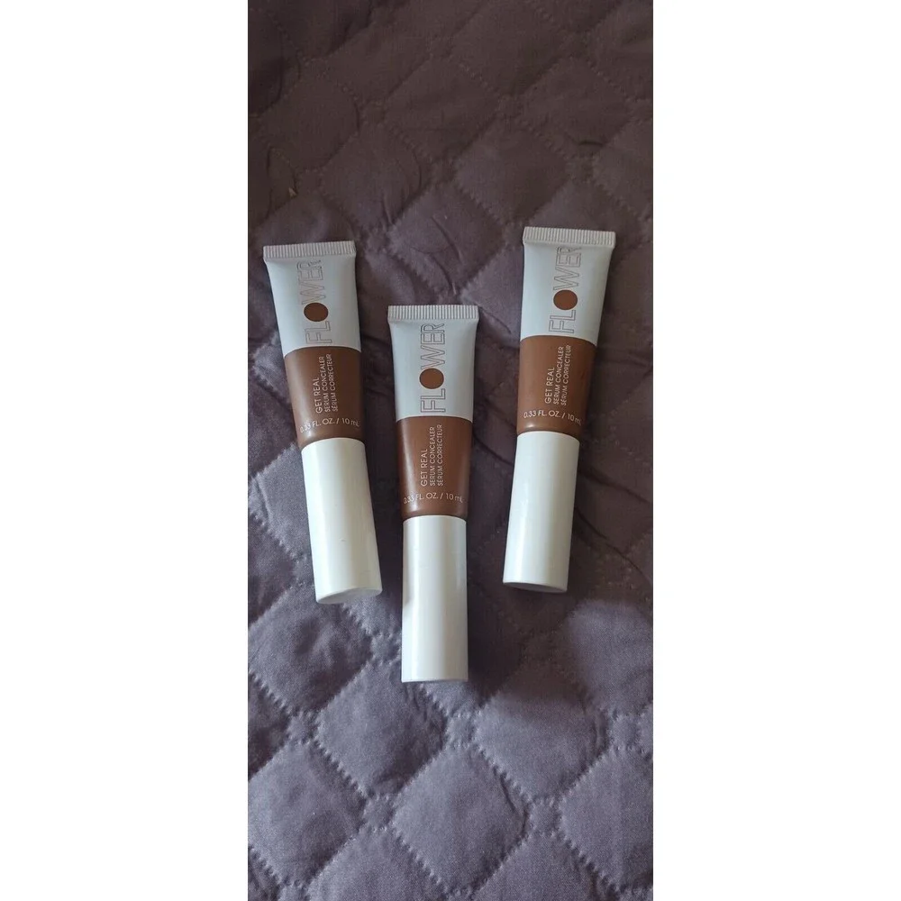 FLOWER BEAUTY Get Real Serum Concealer - Brightens Skin